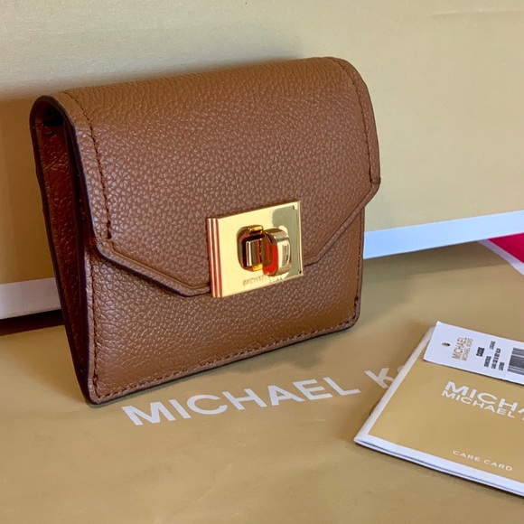 Michael Kors Cassie Card Case/ID/Key Holder Wallet - Picture 5 of 8